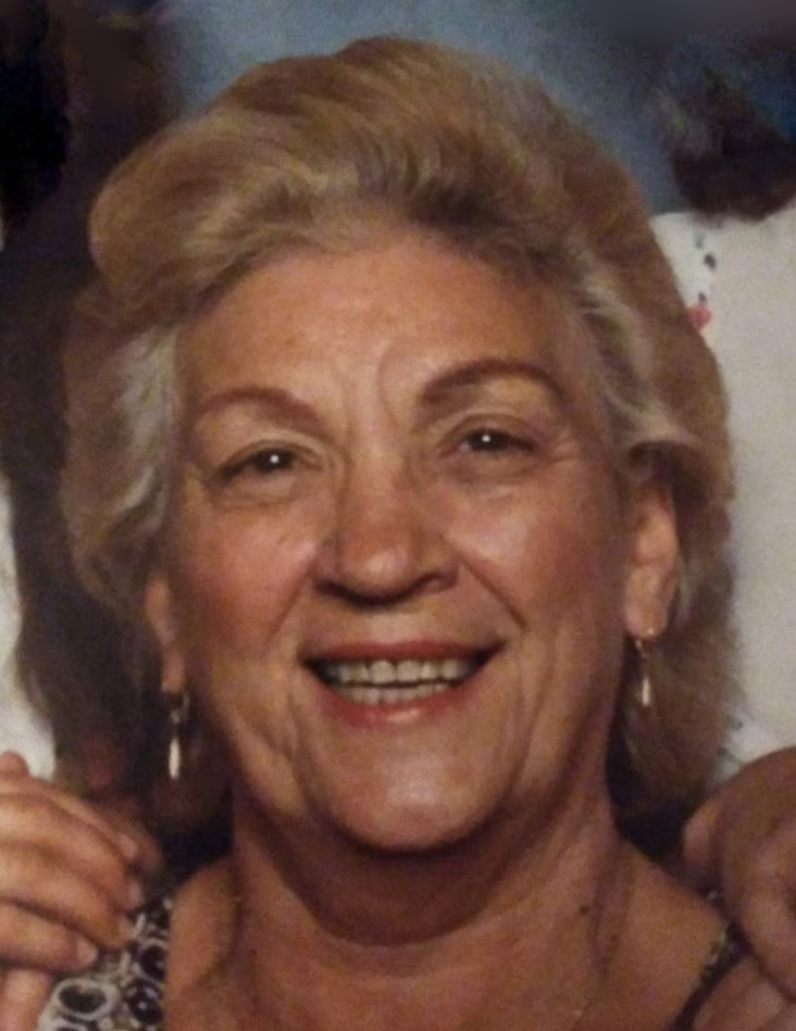 Bella  Newsham